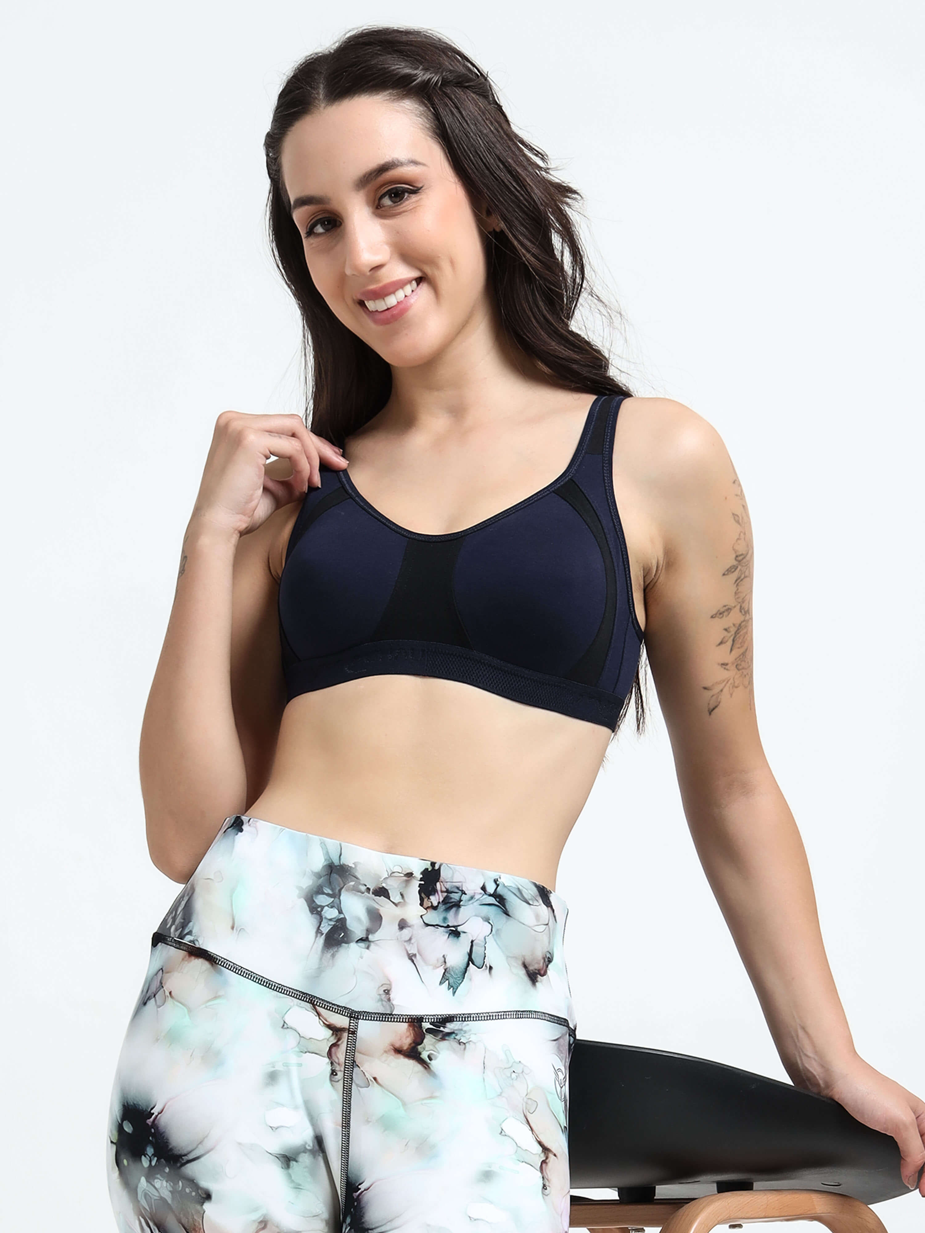Machau Lingerie Women's Non Padded and Non Wired Full Coverage Back Close Cotton-Rich Fabric in Everyday Sports Bra